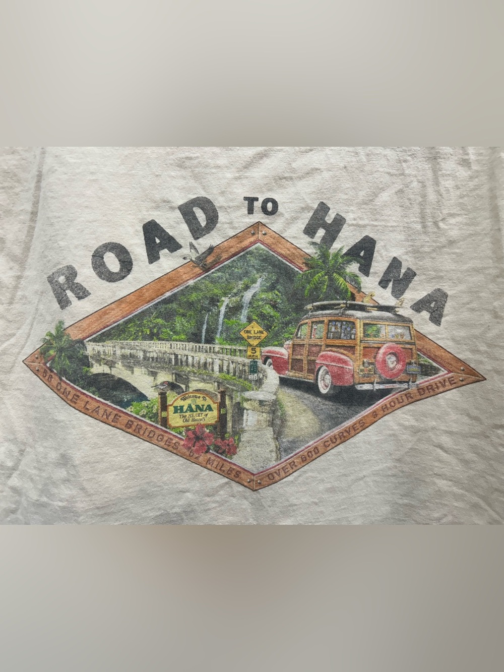 Road to Hana cream T-shirt